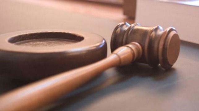 “誰真的掌管這艘船？”