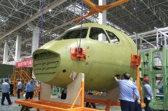 再來一個！新舟700飛機機頭大部件總裝下線！