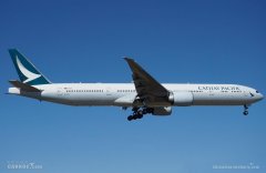 香港民航處要求國泰詳細調查氧氣瓶被排氣事件-貨代公司