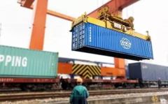 空運(yùn)價(jià)格-“一箱到底”！中遠(yuǎn)海運(yùn)集運(yùn)成功試點(diǎn)鐵路箱聯(lián)運(yùn)?。ǜ綀D）