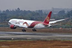 上海空運-吉祥航空787累計載運超200噸醫療物資支援歐洲